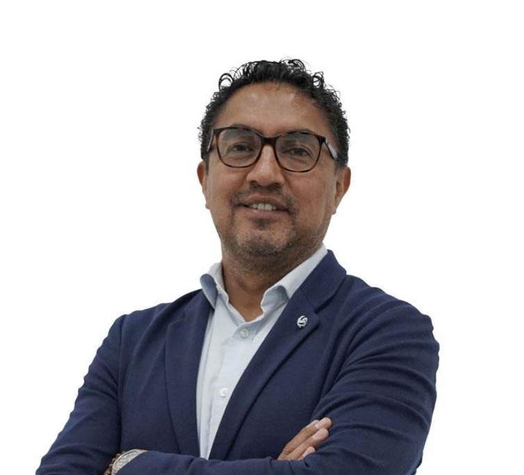 Dr. Eduardo Guillermo Pinos Velez